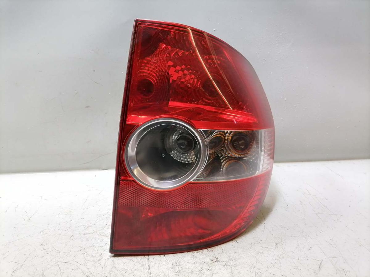 VW Fox original R&uuml;cklicht R&uuml;ckleuchte Schlussleuchte rechts Bj.2010